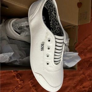 NEW Bobs Memory Foam Walkways